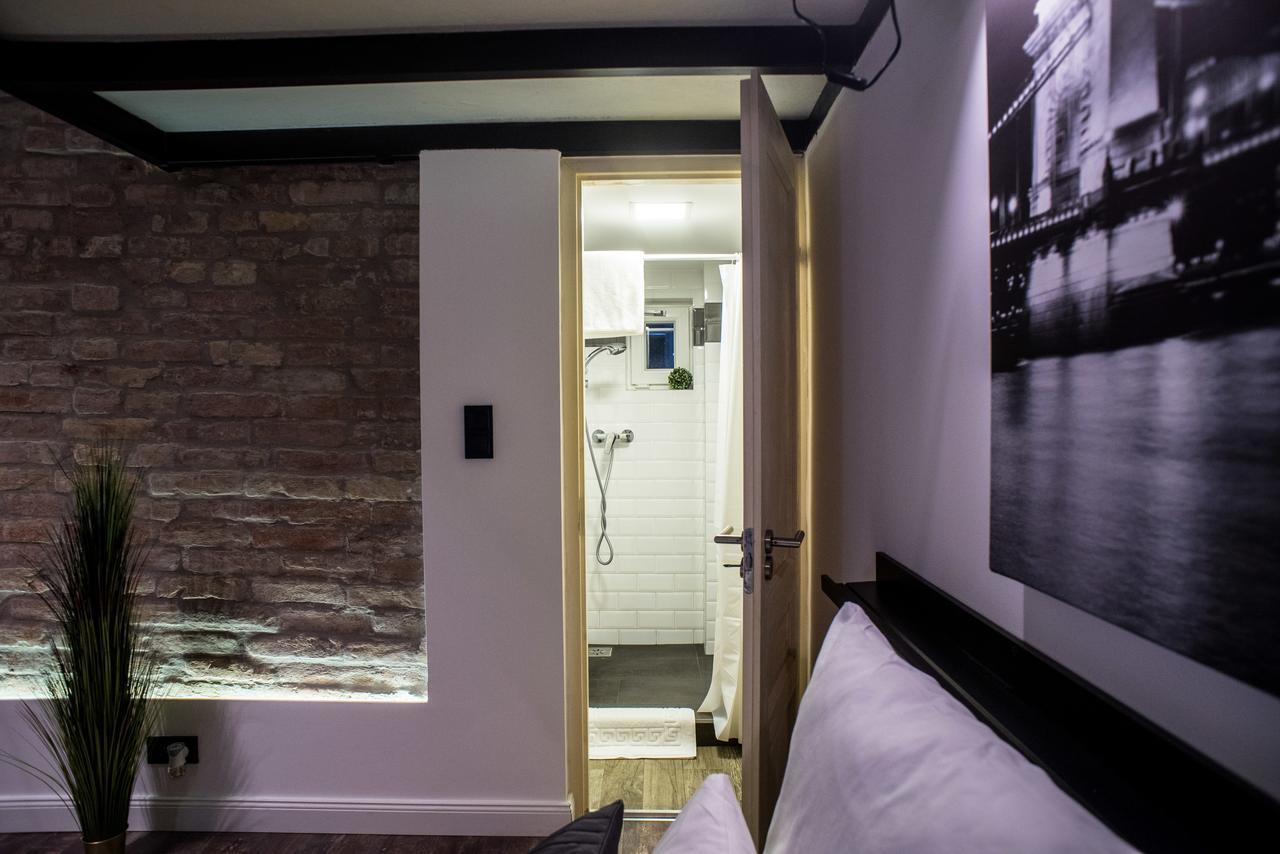 Very Stylish And Fresh Studio Home In The Center 부다페스트 외부 사진